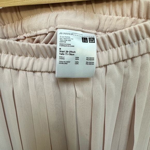 Uniqlo Pink Pleated Skirt - US M - Picture 3 of 6